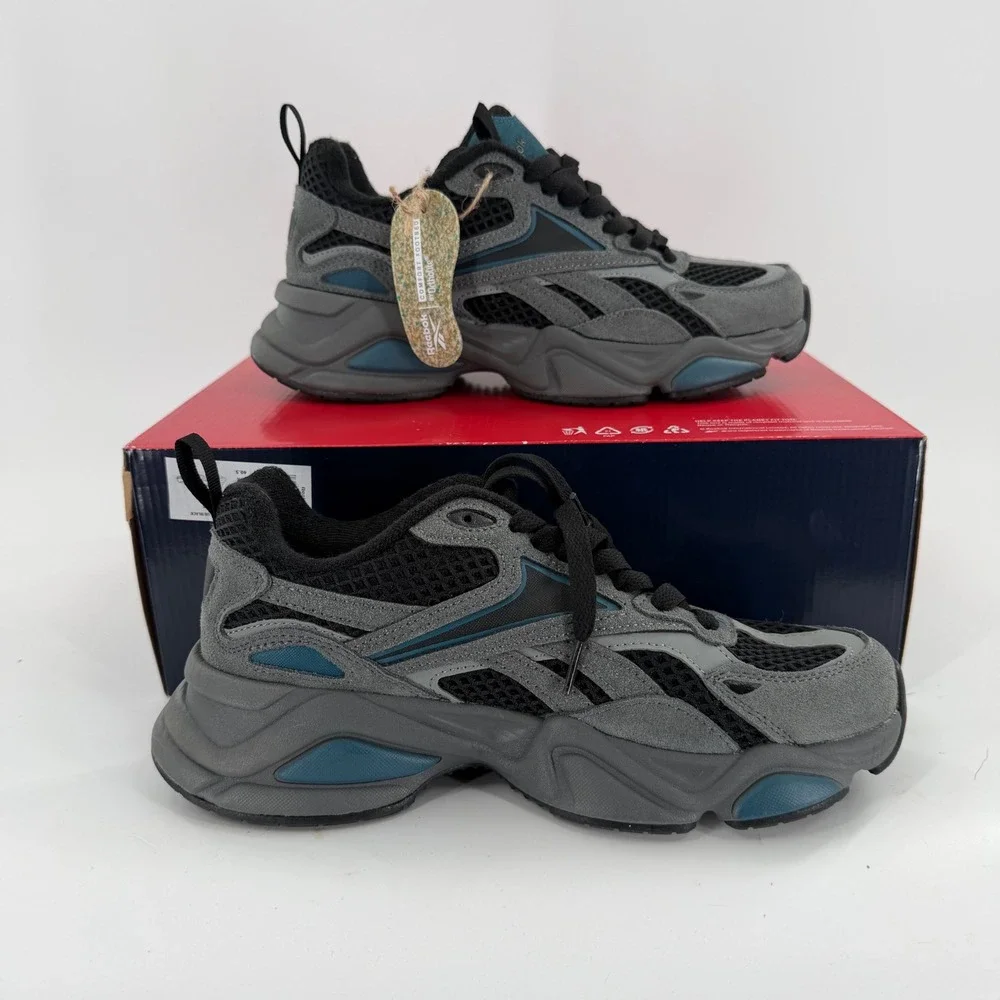 Reebok M Charge Mens Grey Blue Black Athletic Sneakers AR30246M-NMB Size 8M